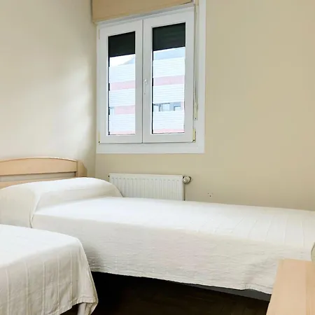 Comodo Con Piscina By Bebalmy * Santiago Del Monte