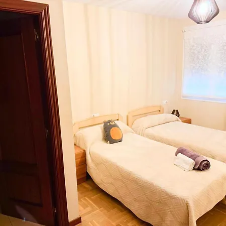 Apartamento Cómodo Con Piscina By Bebalmy *